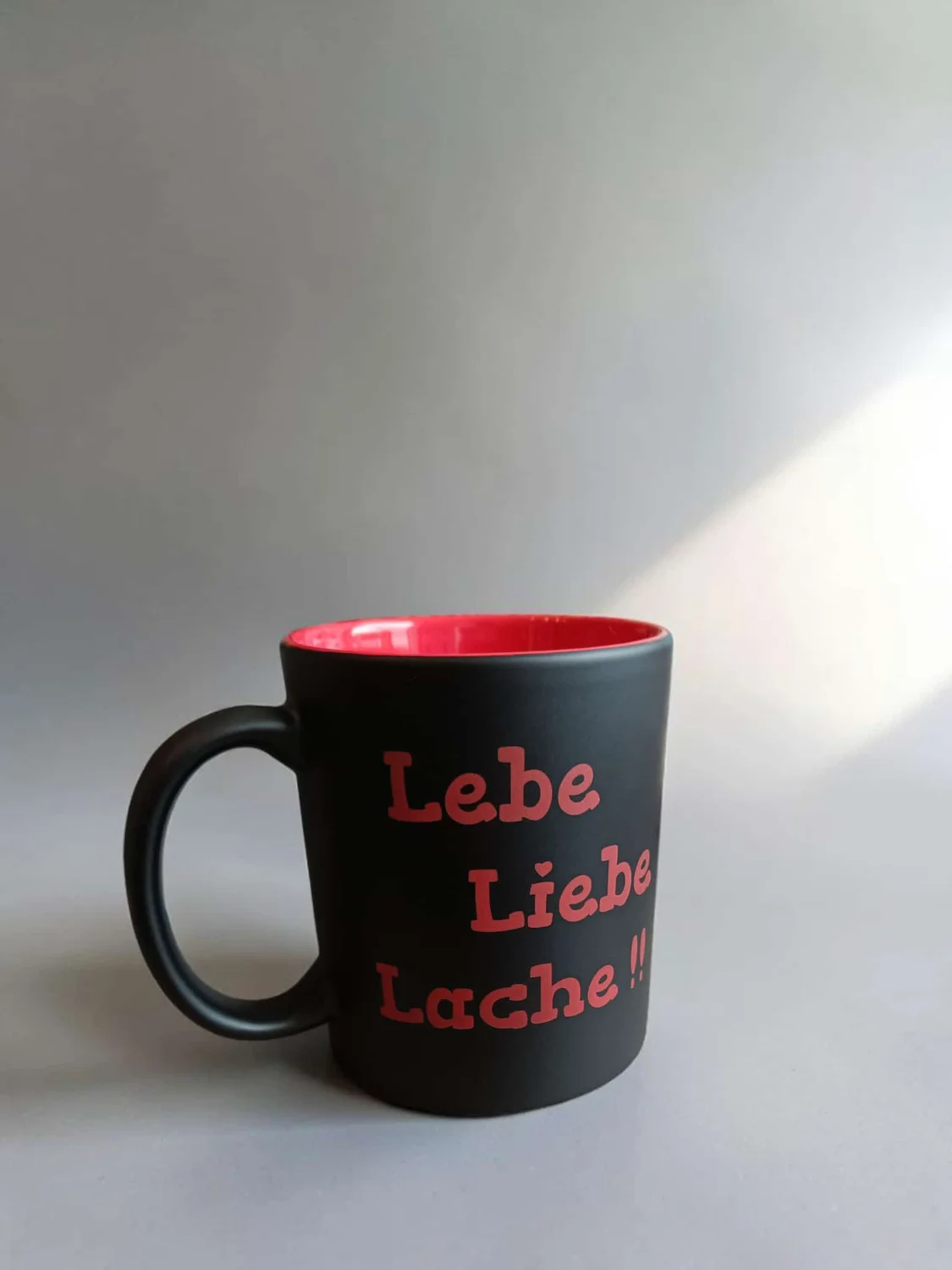 Hasirees Kreativstudio, Tasse Lebe Liebe Lache